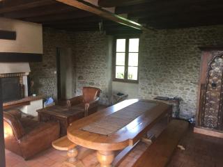 Chambres dans le gîte "Rêves de Gamins", proche du pôle Européen et du circuit des 24h - 2