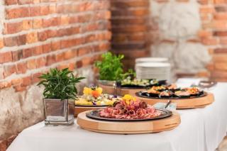 Queen Boutique Hotel - 7