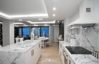 Pineapple Seaside Suite - Zakynthos Town - 9