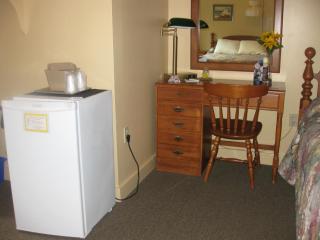 Picket Fence Motel - 2