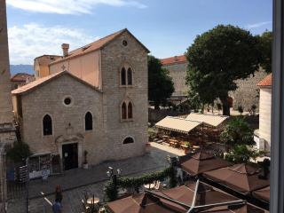 Squere 44 Apartment - Budva - 5