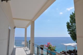 Guesthouse Riviera "XH&M" Dhermi - Dhërmi - 0