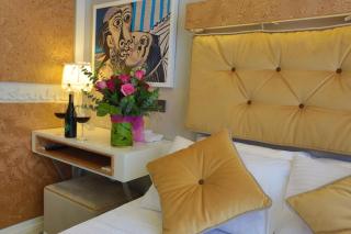 Just Inn Hotel - 3