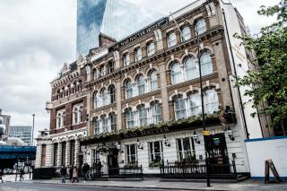 The Mad Hatter Hotel - 7