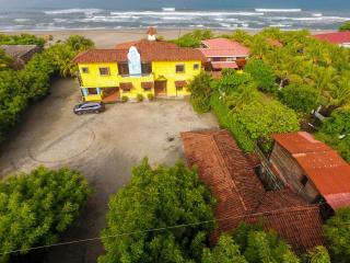 Solyar Luxury Spanish Beachfront Home - Pochomil - 6