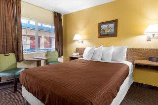 Eureka Town House Motel - Historic Old Town - Eureka - 6