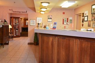 OurGuest Inn & Suites Downtown Port Clinton - Port Clinton - 1