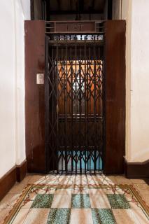 Bentleys Hotel - Mumbai - 9
