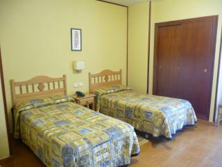 Hostal Gogar - Puentenansa - 3