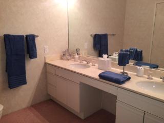 Palm Valley Country Club, Pickleball, Tennis, Gym, Clubhouse, Swimming Pools, Lux, Spac 2 Bdrms Den 2 Ba - Palm Desert - 1