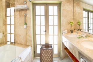 Hotel Los Itzaes by 5th av - 6