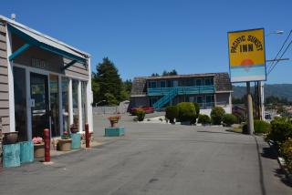 Pacific Sunset Inn - Brookings - 3