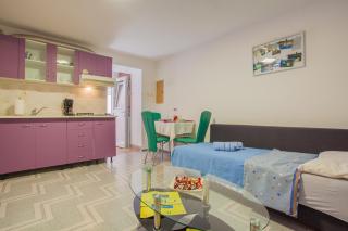 Apartment Lena - 1