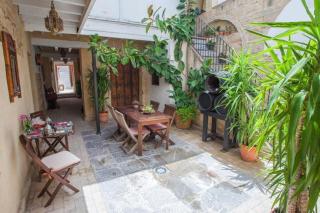Apartamentos El Patio Andaluz - 1