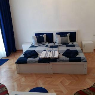 Hotel Renesans - Tbilisi - 9