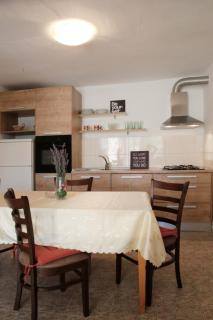 Apartments Roko - Tisno - 6