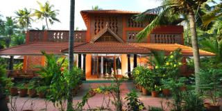 Beach and Lake Ayurvedic Resort, Kovalam - Kovalam - 1