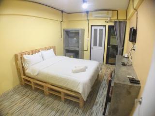 JB Place - 4