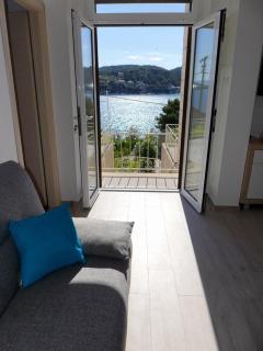 Family friendly seaside apartments Sumartin, Brac - 5771 - 1
