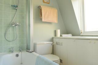 Lovely Top Floor Flat in Leafy Fulham - London - 1