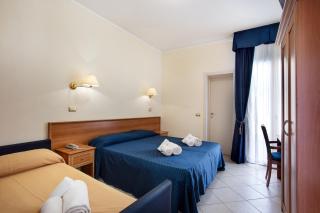 Hotel De La Ville - Cesenatico - 3