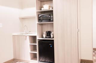 Microtel Inn & Suites by Wyndham Springville - 2