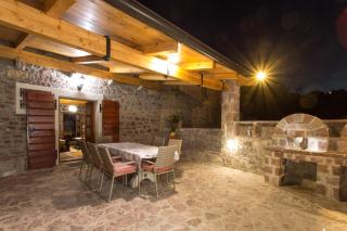 Old Stone House Villas - 3
