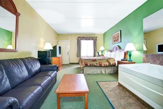 Super 8 by Wyndham Nashville Near Downtown / I-40 - Nashville - 8