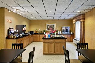 Best Western Plus Richmond Hill Inn - Richmond Hill - 8