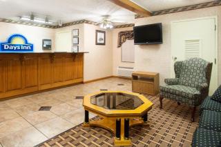 Days Inn by Wyndham Lexington - Lexington - 3