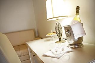 Hotel Villa Borghesi - Corte dei Cortesi - 9