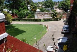 Charming Old World Apartment - Bridgetown - 9