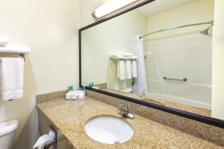 Country Inn & Suites by Radisson Benton Harbor-St Joseph MI - Benton Harbor - 3