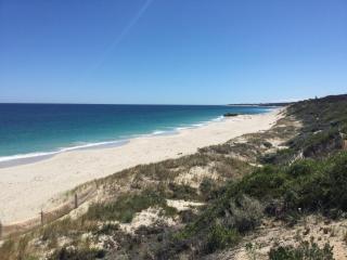 The Blue Beach House - Quinns Rocks - 8