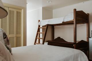 Maison Mouton Bed & Breakfast - 1