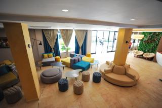 Sandy Beach Resort - Golem - 5