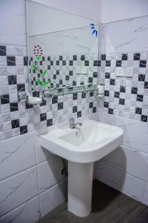 Shehani Beach Bungalow - 6