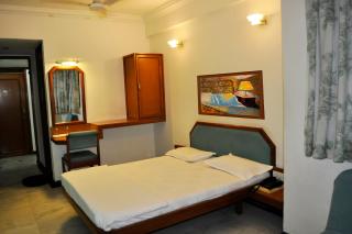 Hotel GRG - Vadodara - 5