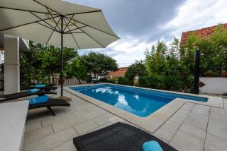 Holiday Home Oasis Hyllis - Marina - 6