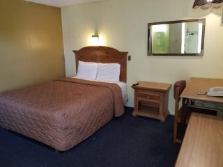 Rodeway Inn - La Crosse - 6