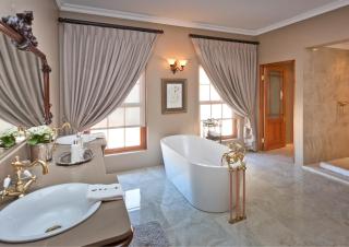 La Plume Boutique Hotel & Spa - Oudtshoorn - 1