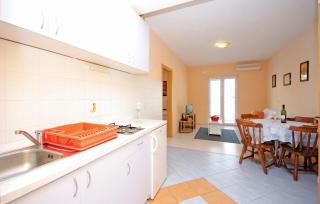 Apartments Makarska - 1