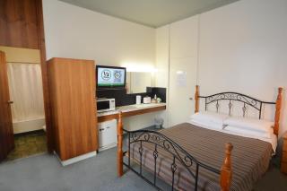 Bridge Hotel - 8