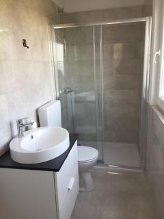 L&L Apartments - Vir - 3