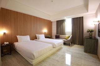 Highness Hotel - 2