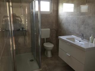 L&L Apartments - Vir - 6