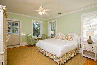 Weatherstation Inn Circa 1911 - Key West - 9