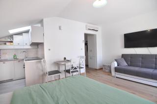 Apartment Helen - Ičići - 0