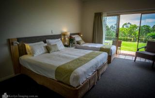Eagle Heights Mountain Resort - 6