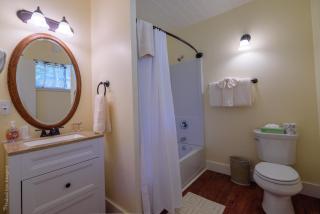 Inn at Buckhorn Cove - Little River - 2
